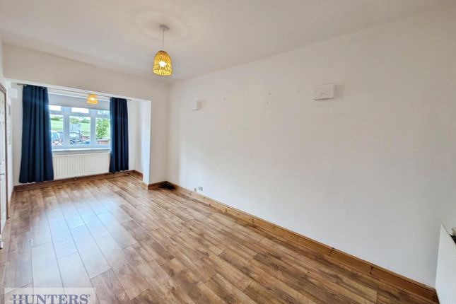 8, South Side, Easington Village photo 4
