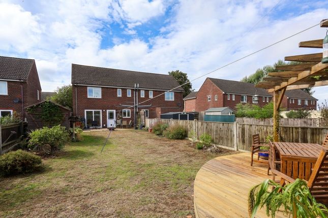 27 Heaton Drive, Ely photo 4