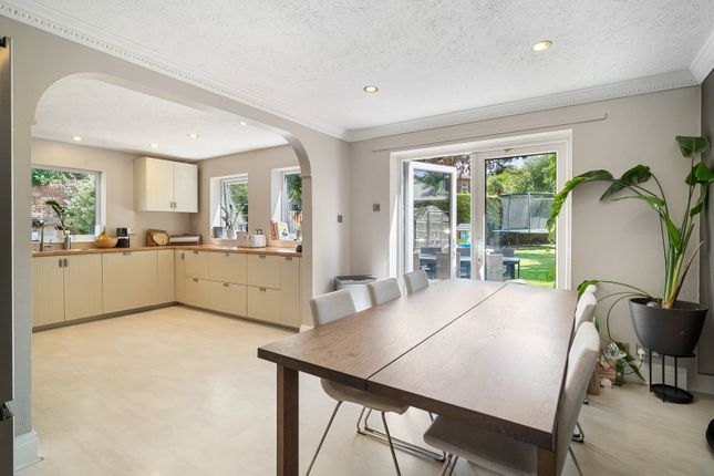 3, Cedar Close, Liverpool photo 3