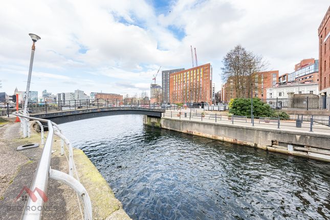 Duplex for sale in Royal Quay, Liverpool