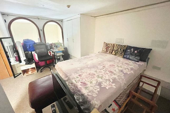 Flat 11, Southwood Water Tower,, Southwood Road, Kent photo 2