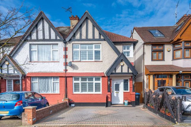 Thumbnail Property for sale in Meadow Way, Wembley