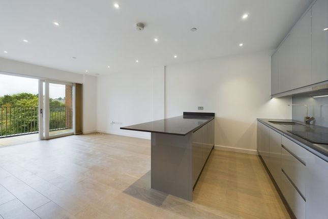 Thumbnail Flat for sale in Achill Close, London