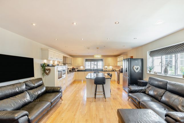 Walnut Tree Cottage, Five Lanes, Caerwent, Caldicot photo 2