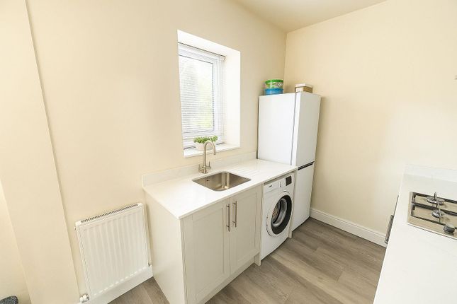 38, Cross Roads, Keighley photo 4