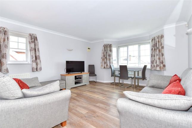 Thumbnail Flat for sale in Pembury Road, Tonbridge, Kent