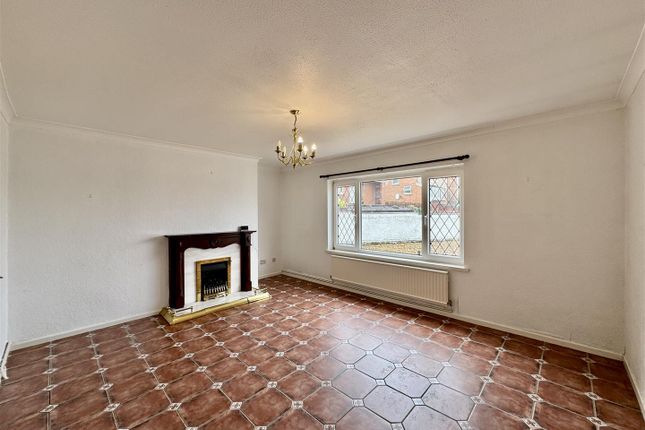9, Fairoak, Ammanford photo 2