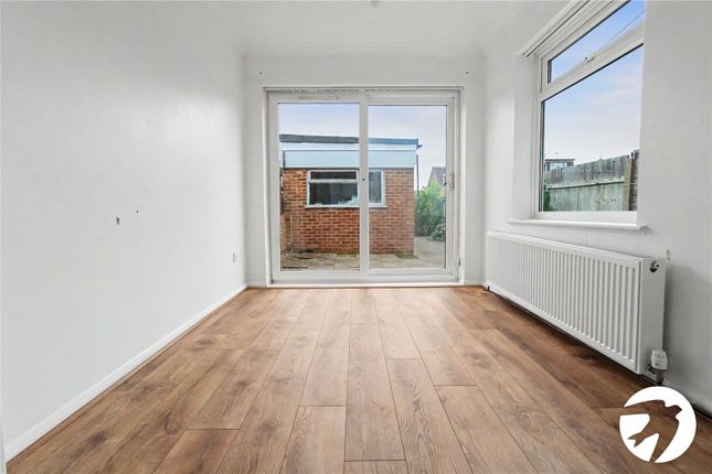 45, Whinfell Way, Kent photo 4