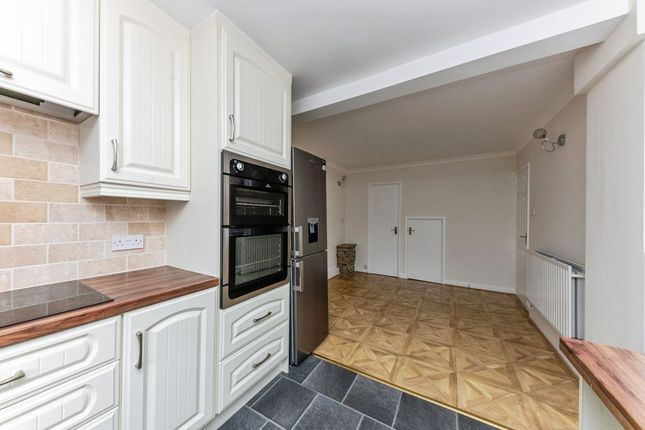 24, Ashby Road, Cleethorpes photo 4