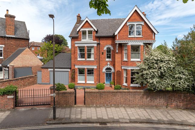 Homes For Sale In Bedford Buy Property In Bedford