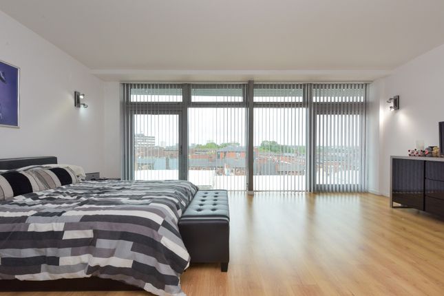 109, New Hampton Lofts, Jewellery Quarter, Birmingham photo 4