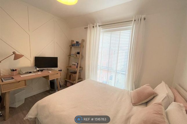 Apartment, Ridge House Wherrys Lane, Bourne photo 5