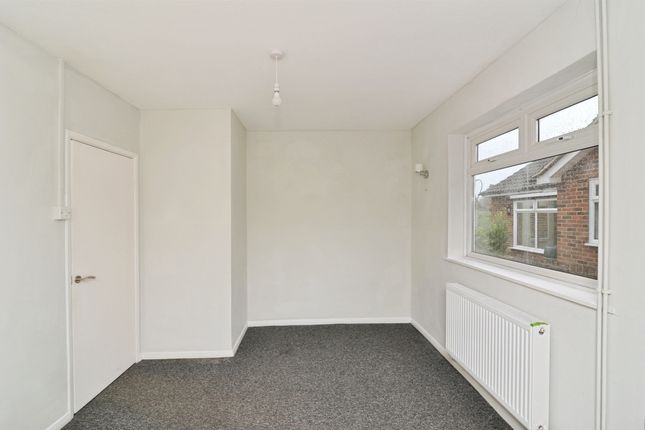87, Ashford Road, Hastings photo 3