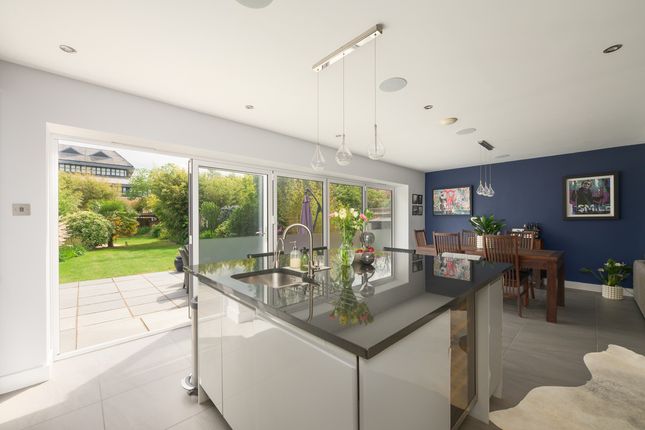 31, Dedmere Road, Marlow photo 3