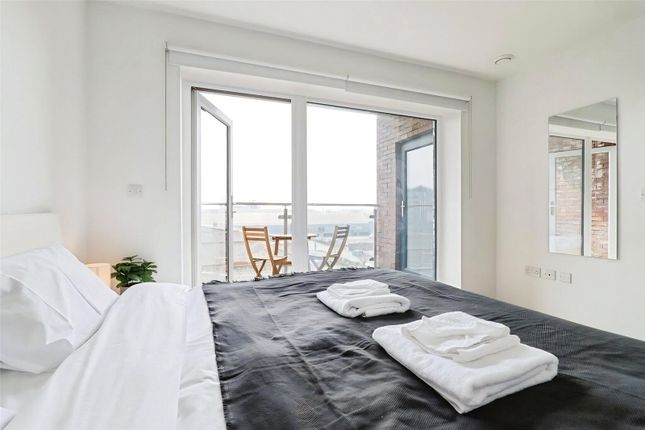 Apartment 67, Brickworks,, Trade Street, Cardiff photo 4