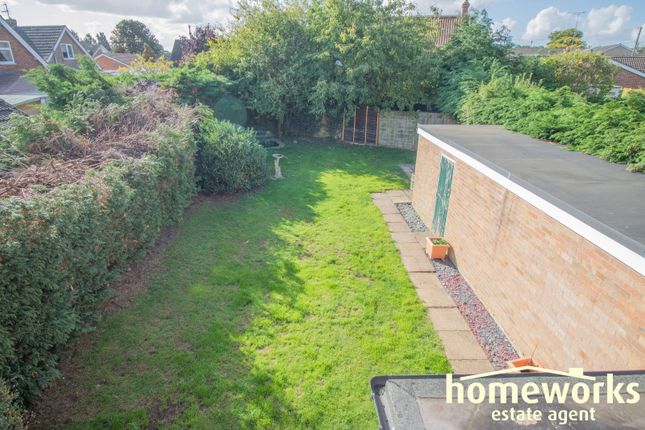 1, Willow Grove, Dereham photo 2