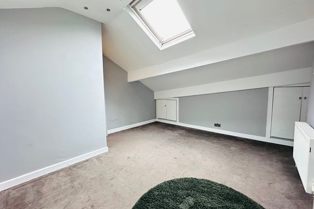 2, Beaconsfield Street, Todmorden photo 4