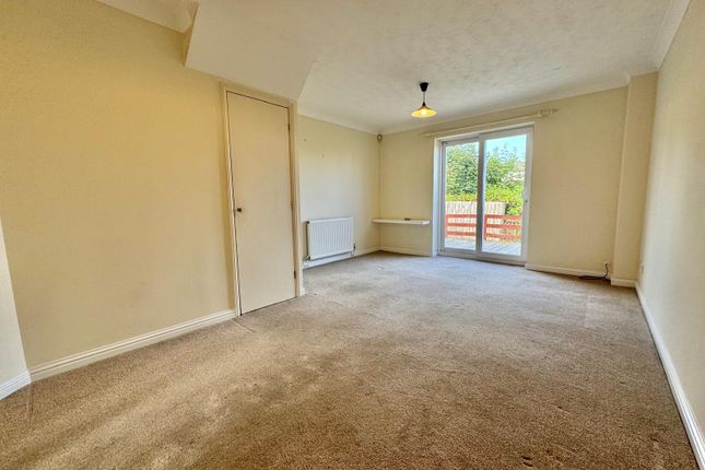 21, Kintyre Close, Torquay photo 2