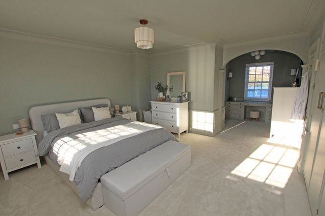 20, Compton Drive, Eastbourne photo 4