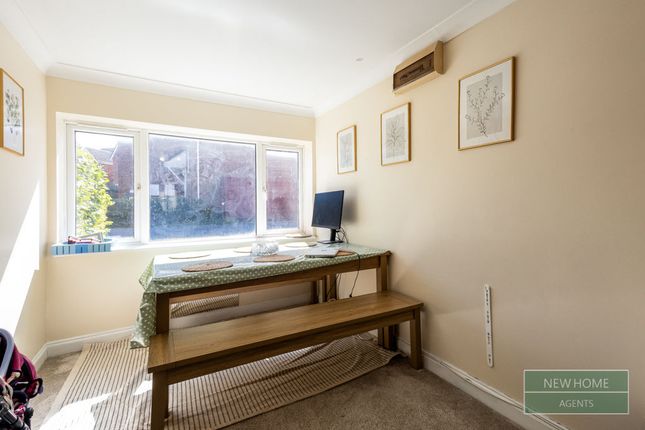 164, Ellan Hay Road, Bristol photo 5