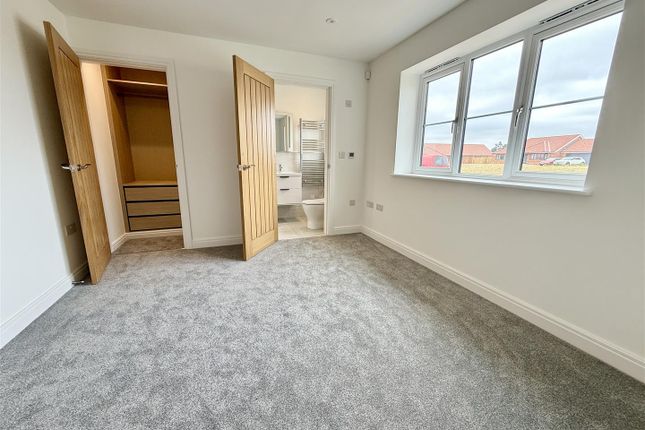 Plot 11, Seago Close, Great Yarmouth photo 4