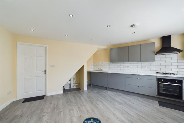 2, Westbury Road, Coventry photo 2