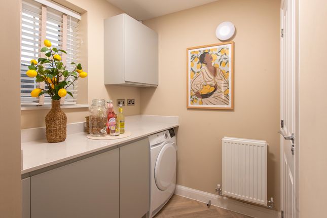 H889361, Queensway, Apley, Telford photo 4
