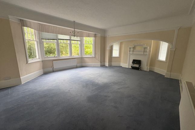 Flat 2 2 Bolsover Road, Eastbourne photo 2