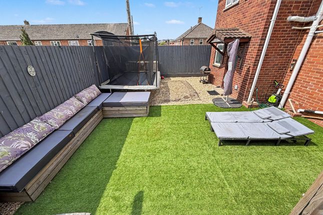 9 Cowleymoor Road, Tiverton photo 2