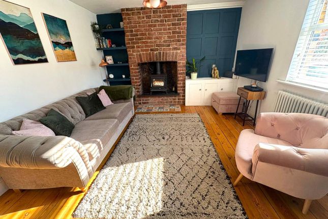 4, Town Lane, Neston photo 2