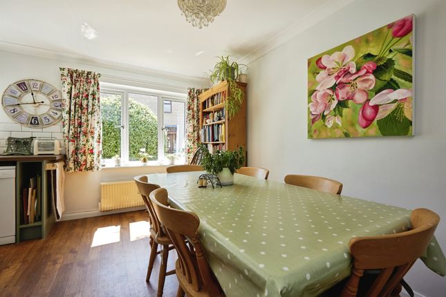 35a, Brook Close, Salisbury photo 4