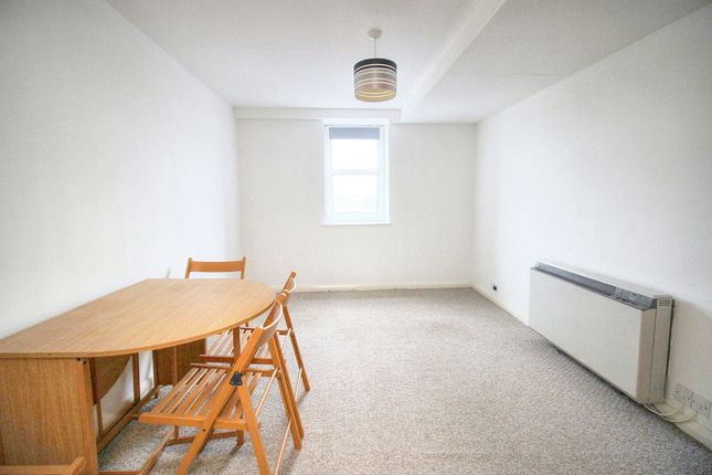 Flat 23, Gladstone Court, Eastbourne photo 5