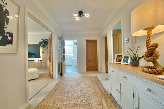 Flat 6, Kingsland Court 16 Ravine Road, Canford Cliffs photo 3