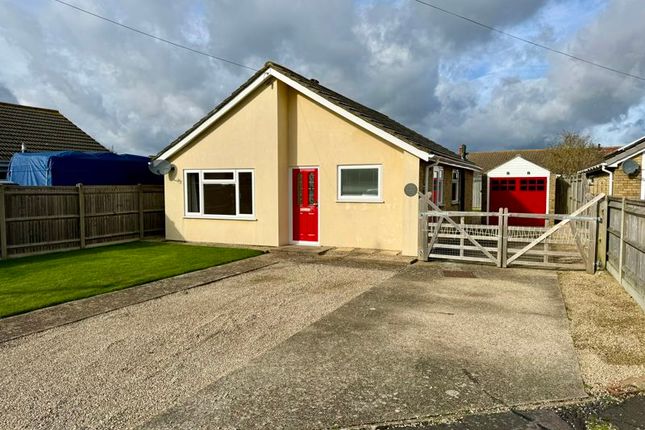 Thumbnail Detached bungalow to rent in Oakwood Road, Hayling Island
