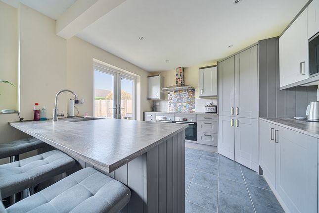 21, Oakfield, Lincoln photo 4