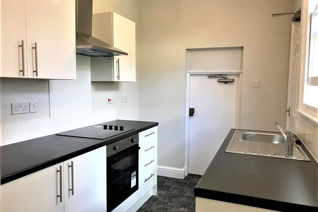 Flat 1, 4, Jarratt Street, Hull photo 2