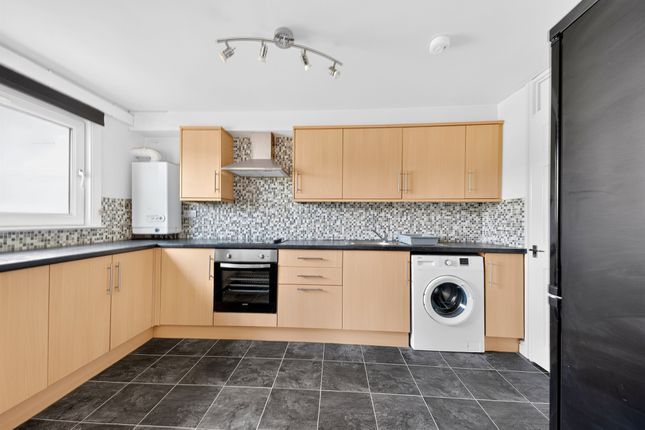 Flat 2/4, 9, Western Avenue, Glasgow photo 3