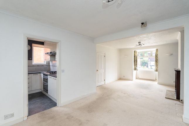 24, Cleardene, Dorking photo 4