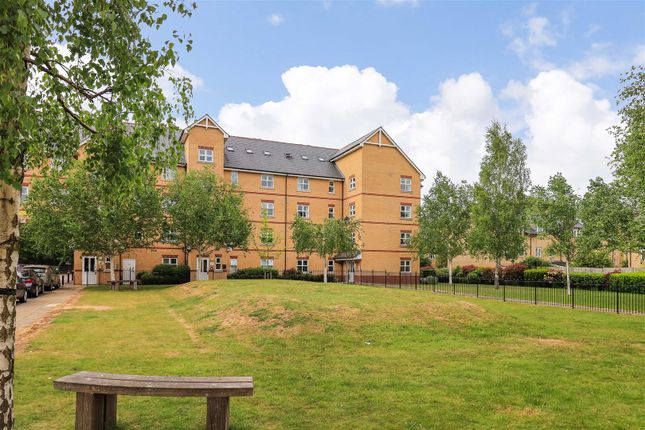 64, Winstanley Court, Cromwell Rd, Cambridge photo 3