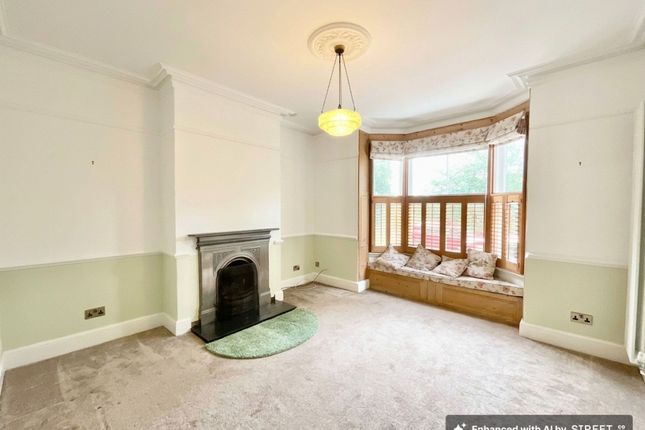 17 Granville Terrace, Stone photo 2