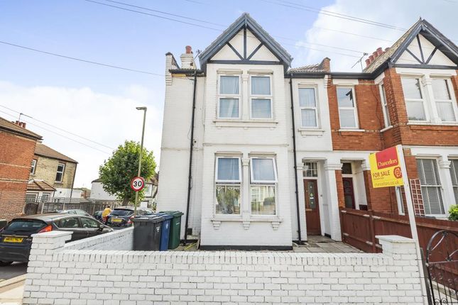 Thumbnail End terrace house for sale in Squires Lane, Finchley