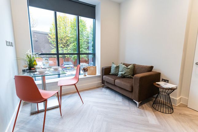 Flat to rent in Missouri Avenue, Salford