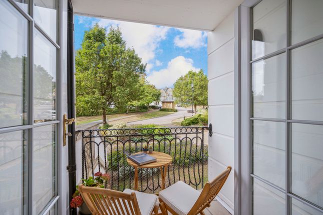 Southlands Drive, London photo 2