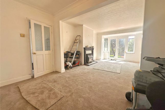 14, Wroxham Road, Manchester photo 5