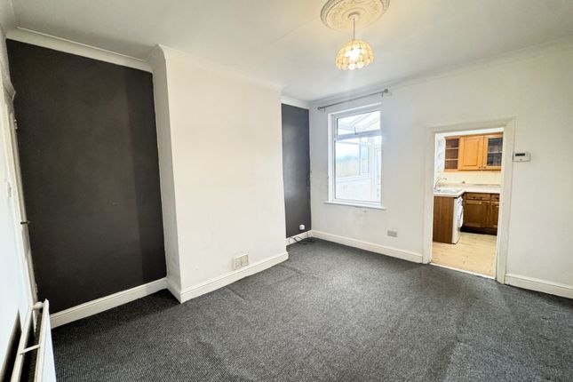 37, Main Road, Alfreton photo 4