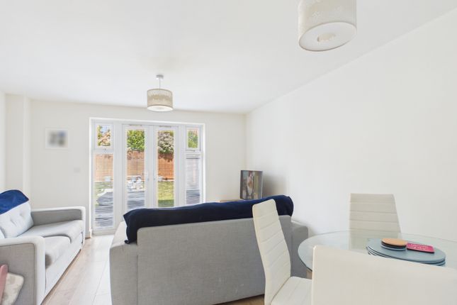 15, Wellesley Avenue, Southam photo 3