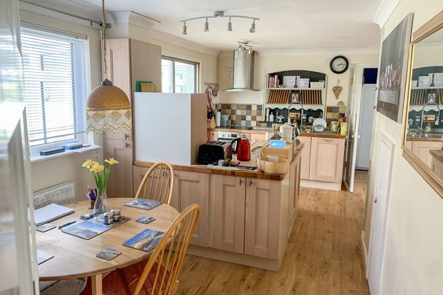 11, Vicarage Meadow, Fowey photo 4