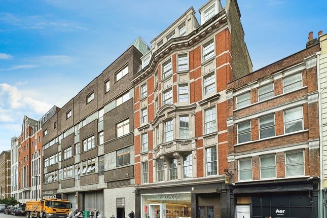 Flat to rent in Great Marlborough Street, London