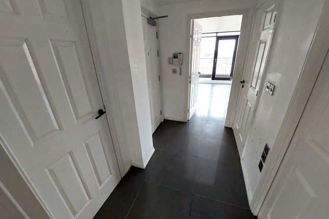 Apt 22, Fusion 4, Salford, Manchester photo 2