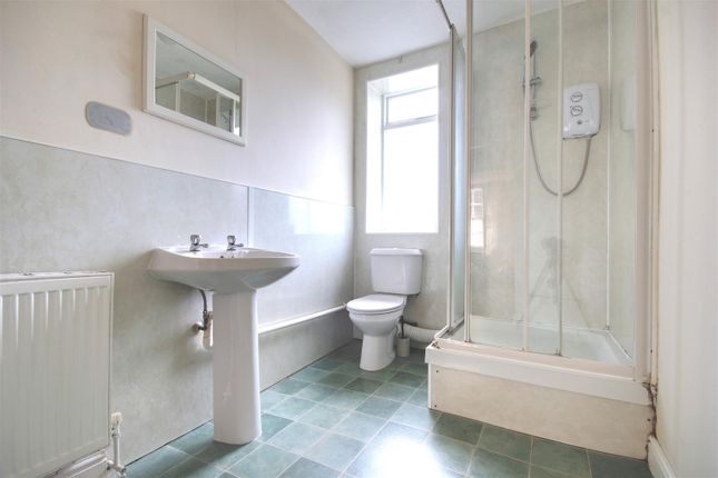 Flat for sale in High Street, Huntingdon